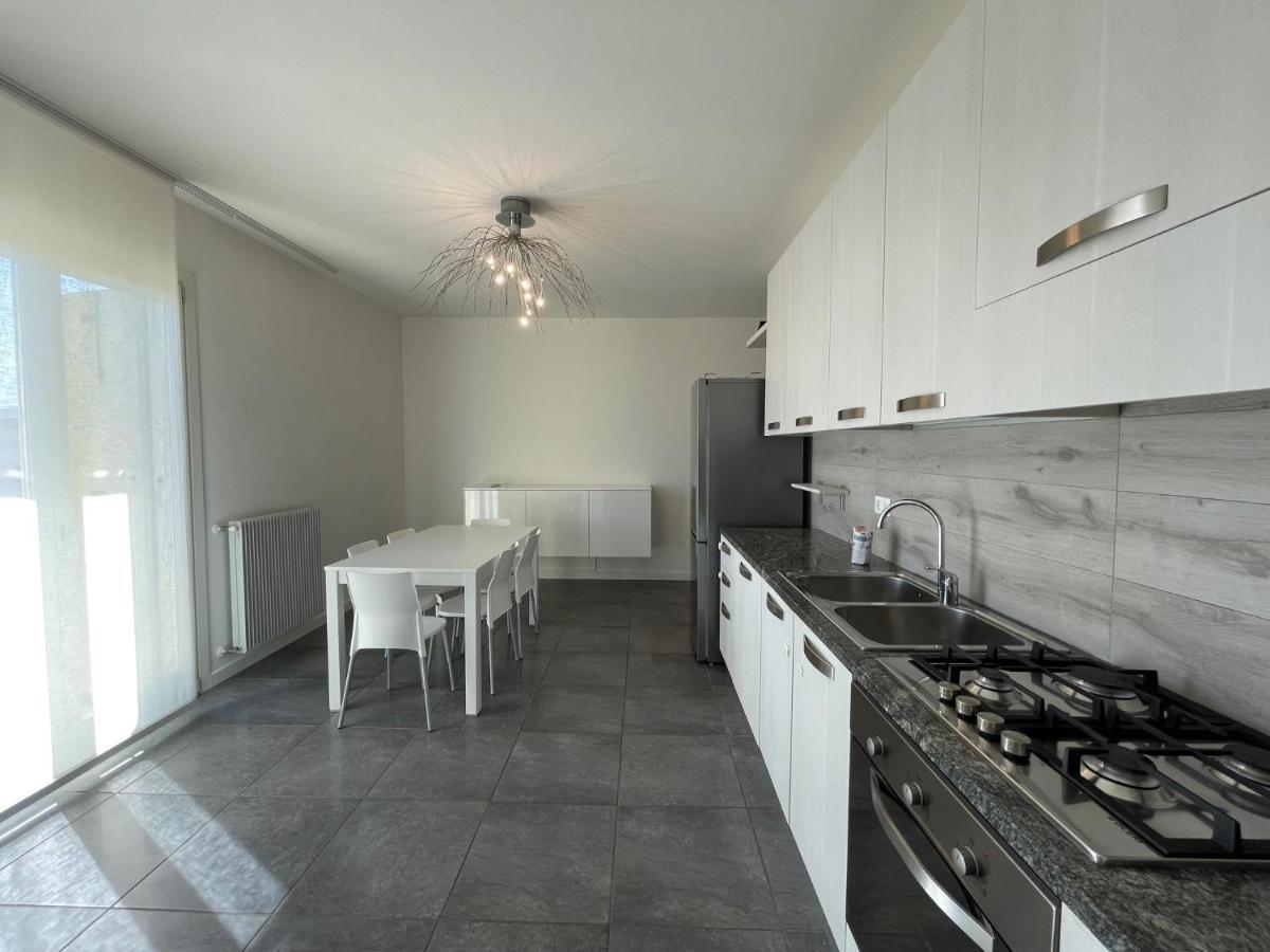 Attico Margherita - Agenzia Cocal Appartement Caorle Buitenkant foto